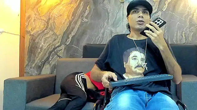 Duodreamhot online show from 12.21.24