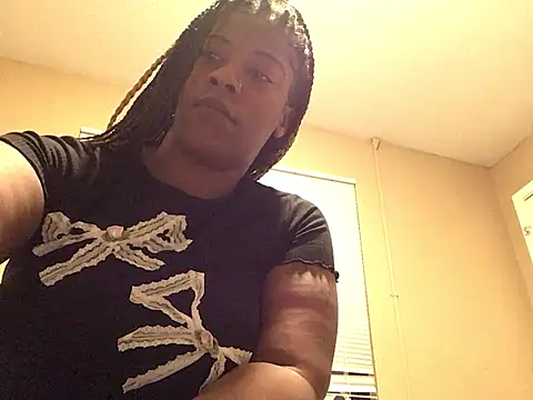Snapshot of Eboni03 chatting on 12.15.24 Eboni03 online show from 12.15.24