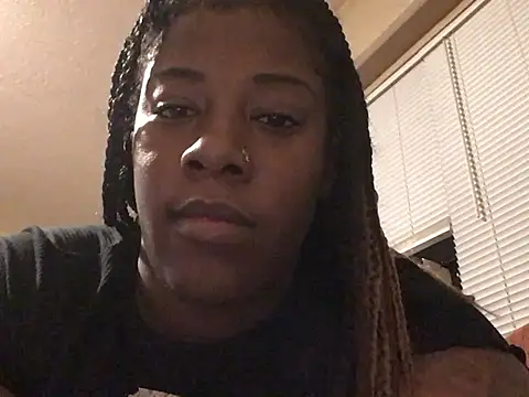 Snapshot of Eboni03 chatting on 12.15.24 Eboni03 online show from 12.15.24