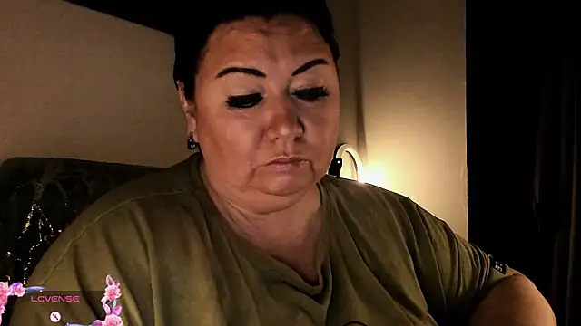 Snapshot of SexxyDreams1 chatting on 09.10.25 SexxyDreams1 online show from 09.10.25