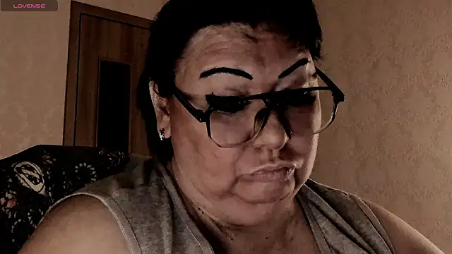 SexxyDreams1 online show from 03.26.26