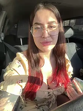 VikiDemi online show from 02.23.25