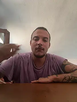 Snapshot of FTM98xxx chatting on 07.21.26 FTM98xxx online show from 07.21.26