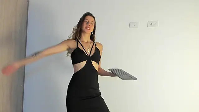 jolie lov online show from 09.15.25