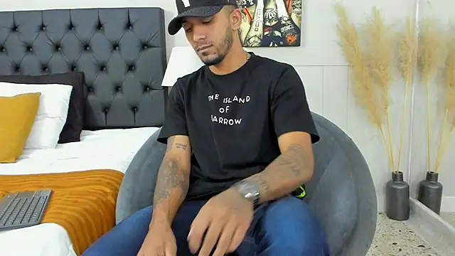 Robin Rief online show from 02.28.25