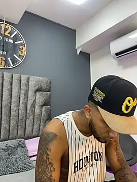 Robin Rief online show from 03.28.26