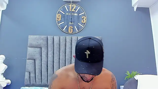 Robin Rief online show from 05.10.26