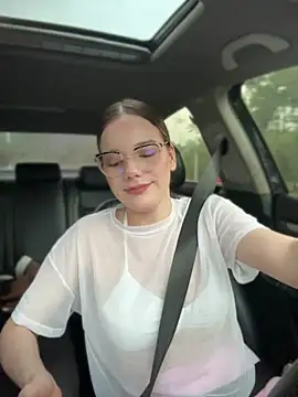 NicoleCut online show from 06.03.26