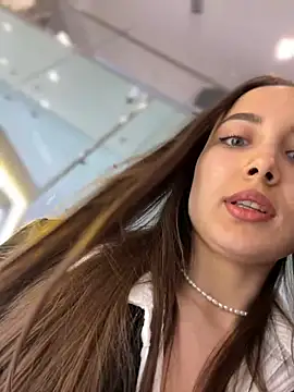 Snapshot of VelvetVixenI chatting on 04.30.26 VelvetVixenI online show from 04.30.26
