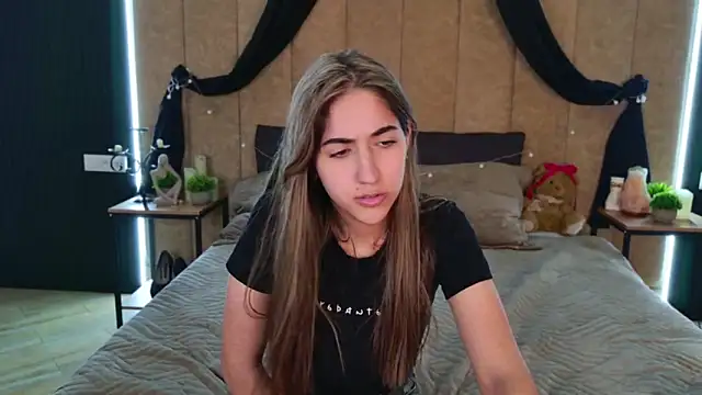 Teresa Stane online show from 02.19.25