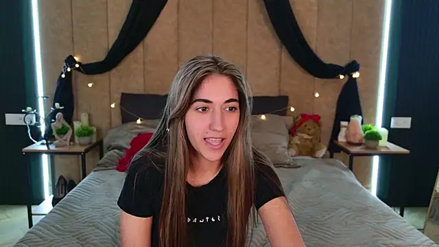 Teresa Stane online show from 02.19.25