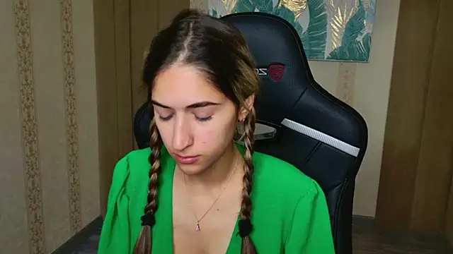 Teresa Stane online show from 09.19.25