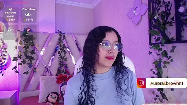 Aurora Brownn online show from 11.07.25