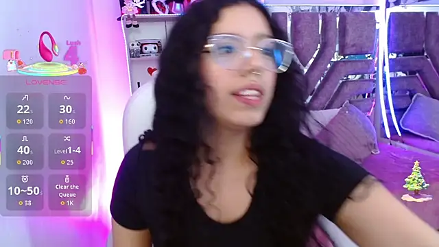 Aurora Brownn online show from 12.23.25