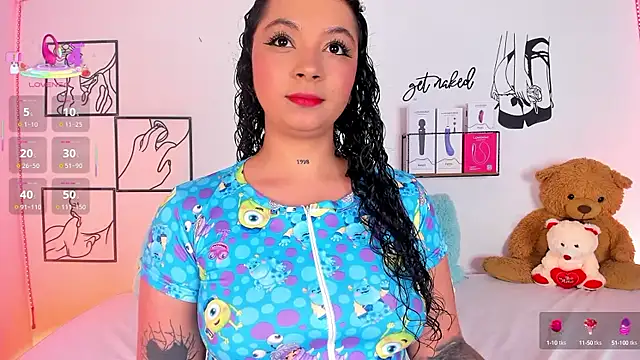 Mari Sweett online show from 09.17.25