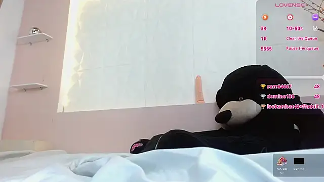 Snapshot of GemaRush chatting on 01.28.25 GemaRush online show from 01.28.25