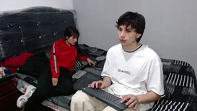 pervertsteens3 online show from 12.22.24