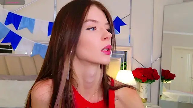 Snapshot of MeganMour chatting on 09.22.25 MeganMour online show from 09.22.25