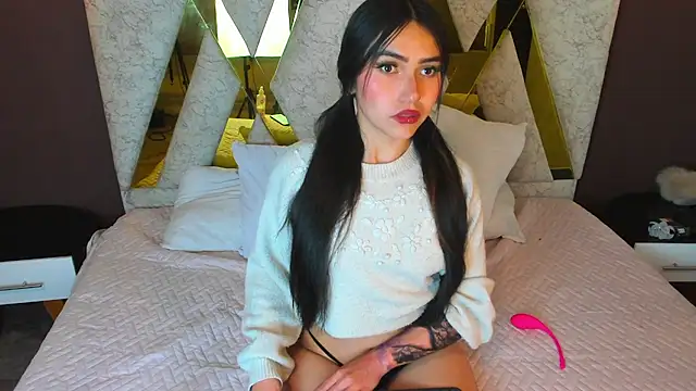 Snapshot of Amelia_lorenz chatting on 01.05.25 Amelia lorenz online show from 01.05.25