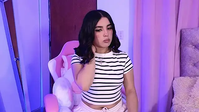 Emily-14 online show from 12.20.24