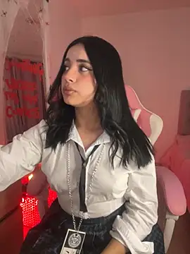 Emily-14 online show from 10.22.25