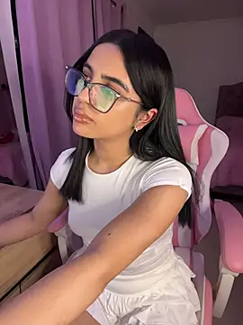 Emily-14 online show from 06.18.26