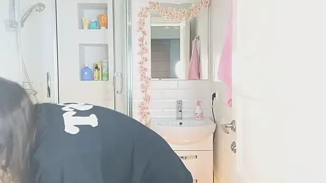 Snapshot of Mia_Mia_M chatting on 03.03.25 Mia Mia M online show from 03.03.25