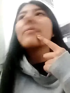 CarlaAlvez online show from 10.20.25