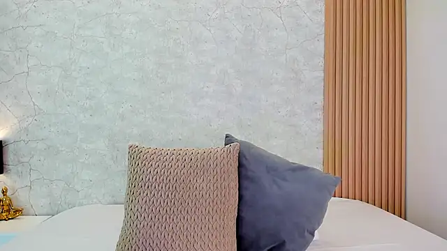 Freyaa   online show from 03.19.25