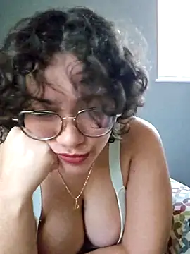 Snapshot of hivirgin chatting on 01.09.25 hivirgin online show from 01.09.25