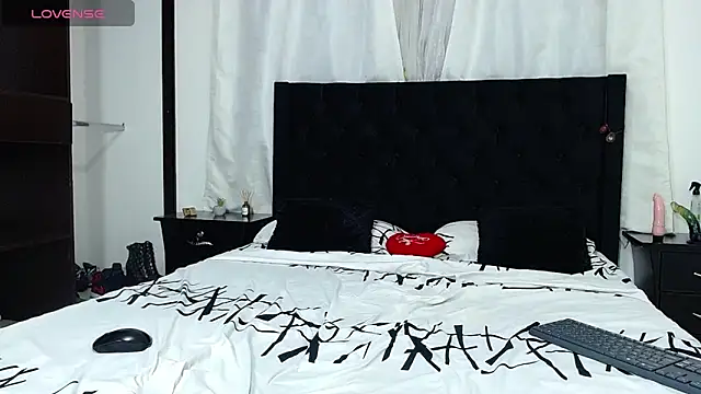 Snapshot of Beautifulkattia chatting on 03.08.25 Beautifulkattia online show from 03.08.25