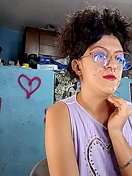 LoveElectra online show from 11.10.25