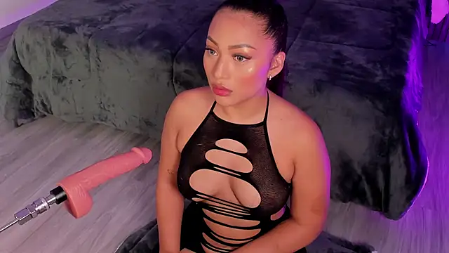 Snapshot of Lillyortiz chatting on 02.23.25 Lillyortiz online show from 02.23.25