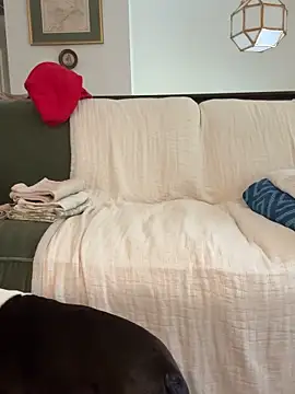 longcurved212121 online show from 10.20.25