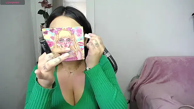 Snapshot of SaraBraun_ chatting on 03.13.25 SaraBraun online show from 03.13.25