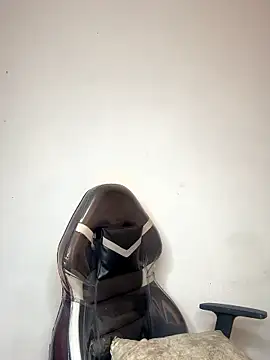 SaraBraun  online show from 01.05.26