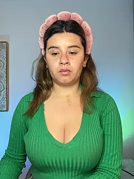 SaraBraun  online show from 07.12.26