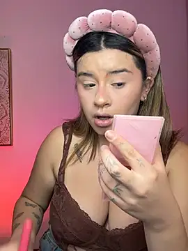 SaraBraun  online show from 07.13.26