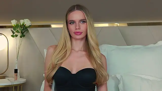 KristinaMaers online show from 12.01.25