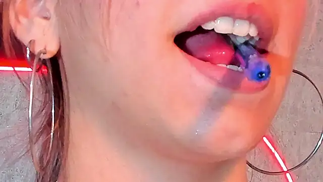 Snapshot of ArtemisaBlake chatting on 01.07.25 ArtemisaBlake online show from 01.07.25