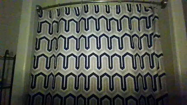 Snapshot of LuckiXCX chatting on 03.28.26 LuckiXCX online show from 03.28.26