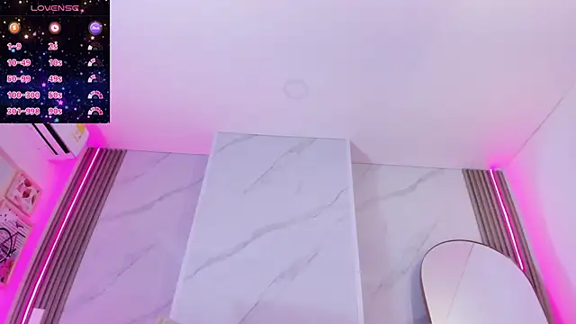 Chlooee   online show from 01.30.25