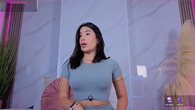 Chlooee   online show from 02.04.26