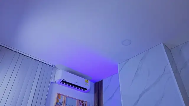 Chlooee   online show from 06.12.26