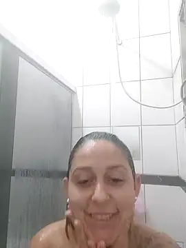 baixinhaloira online show from 12.15.24