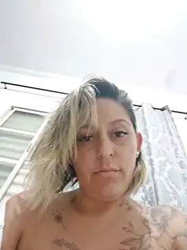 baixinhaloira online show from 12.22.24