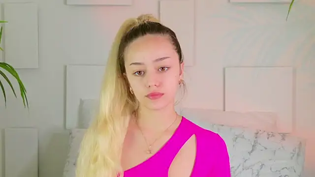 STELLA RICH online show from 09.10.25