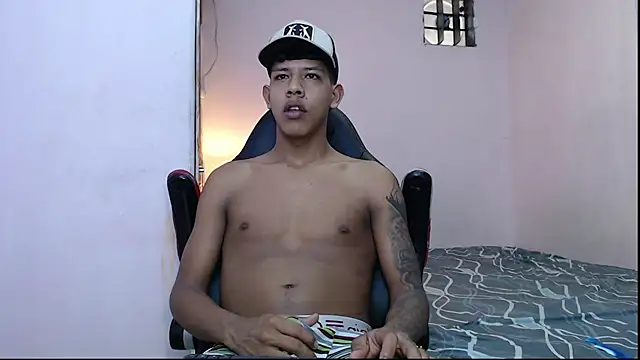 Snapshot of mr_stiven_ chatting on 01.31.25 mr stiven online show from 01.31.25