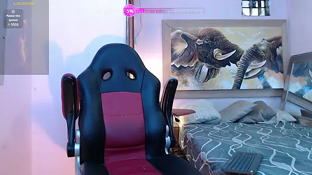 Snapshot of mr_stiven_ chatting on 03.14.25 mr stiven online show from 03.14.25