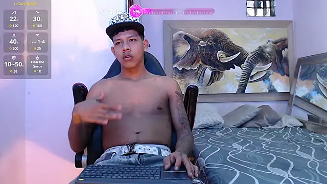 Snapshot of mr_stiven_ chatting on 03.15.25 mr stiven online show from 03.15.25